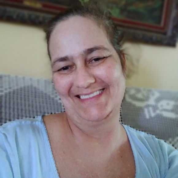 Meet the Posher Other - Meet your Posher, Angela